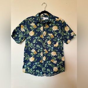 NWT Men’s Old Navy Blue Floral Family Matching Shirt